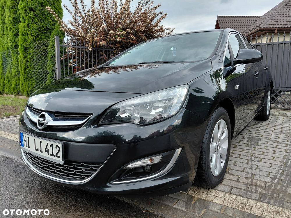 Opel Astra 1.6 Exklusiv - 1
