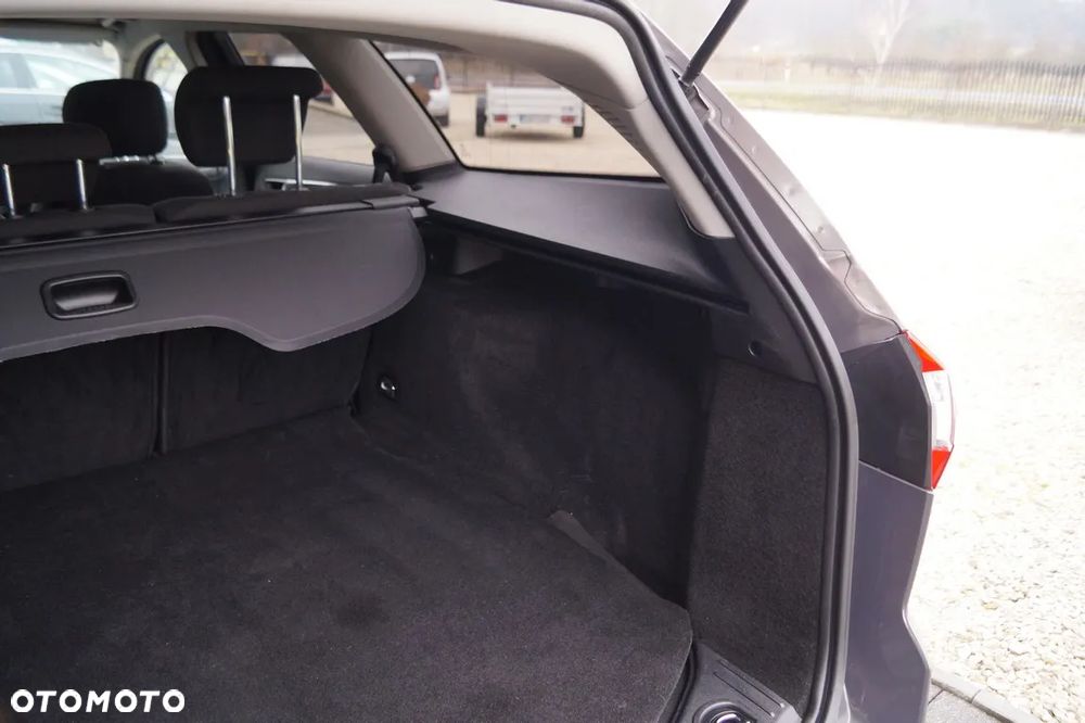 Ford Mondeo 1.6 TDCi Ambiente - 35