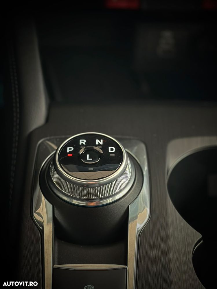 Ford Kuga 2.5 Duratec PHEV SOUND EDITION - 27