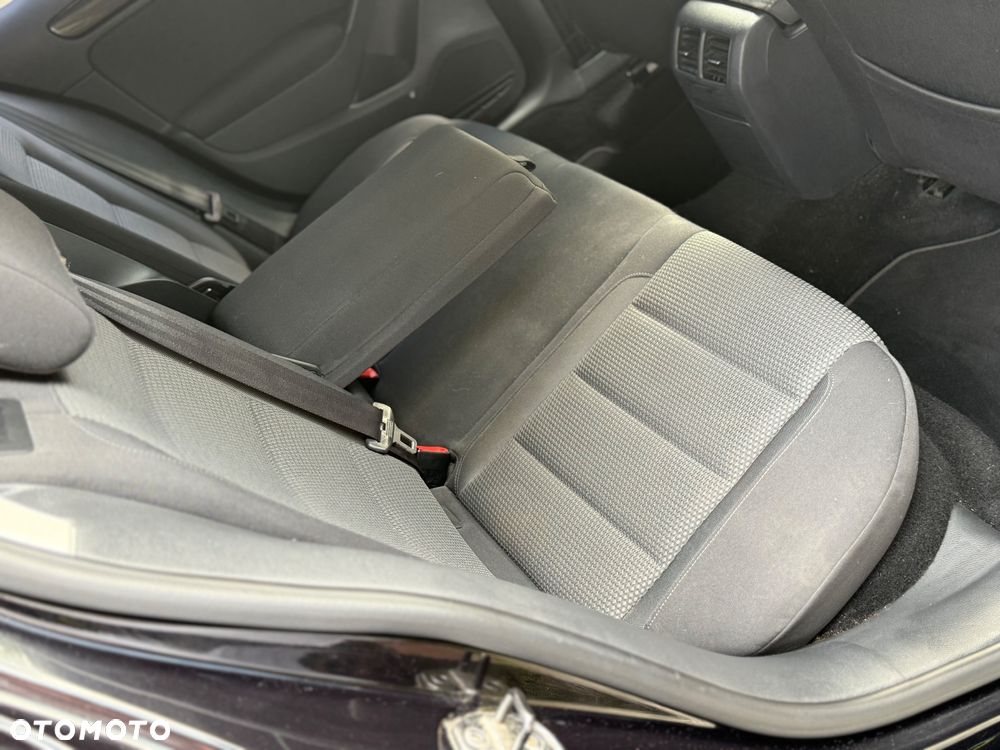 Volkswagen Golf - 4