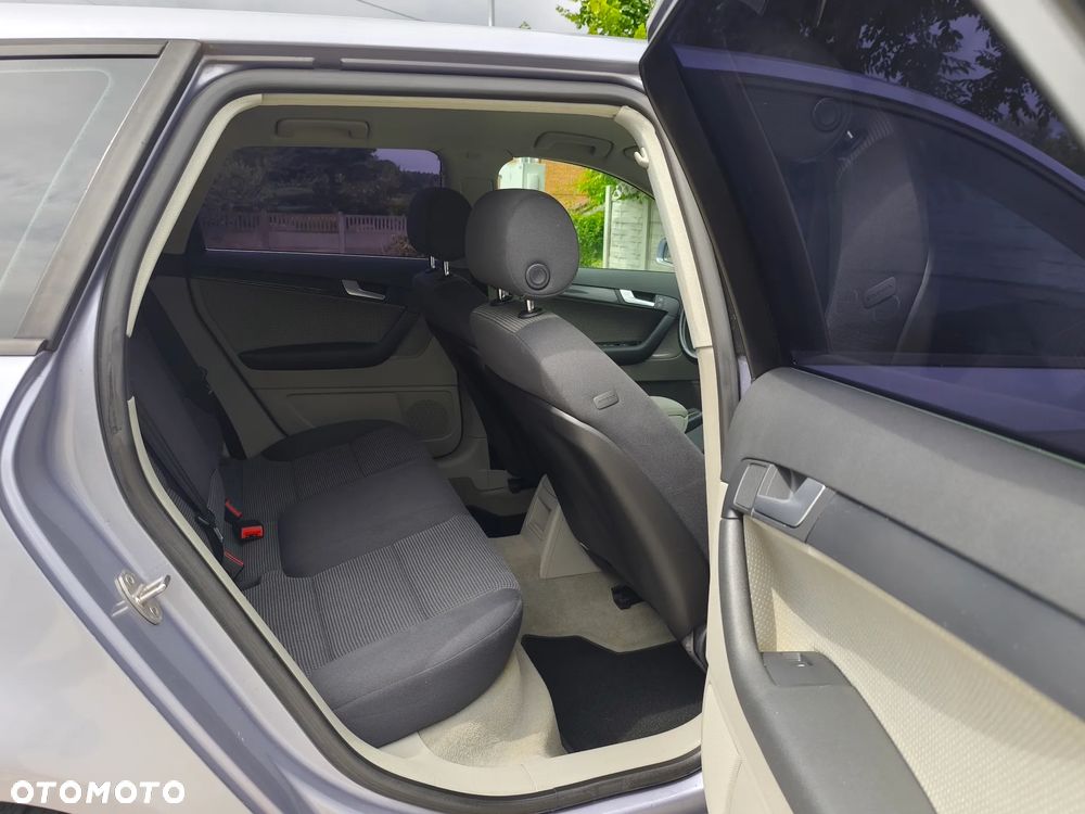 Audi A3 Sportback 1.6 S line Sportpaket plus - 24