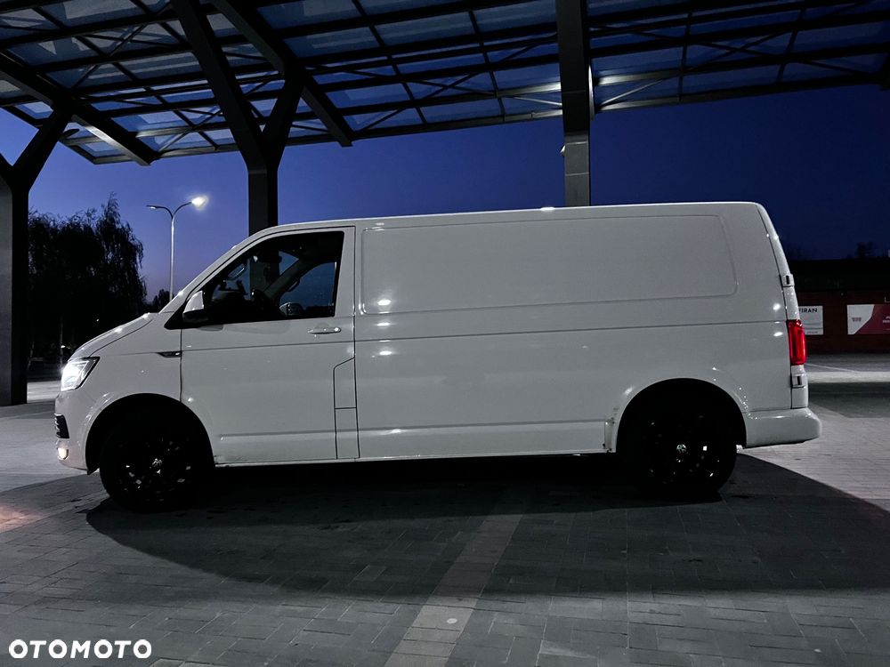 Volkswagen Transporter - 12