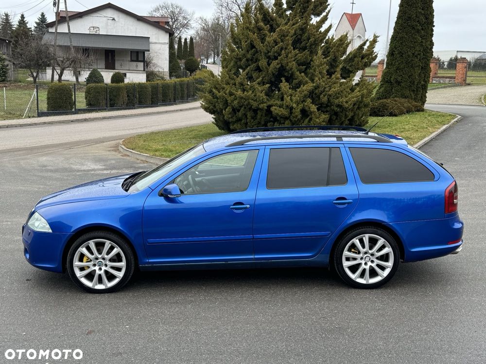 Skoda Octavia 2.0 TDI DPF RS - 32