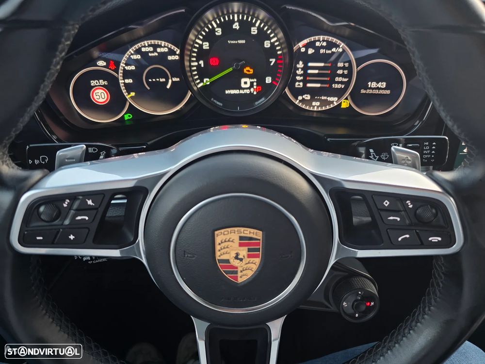 Porsche Panamera 4 E-Hybrid Executive - 44