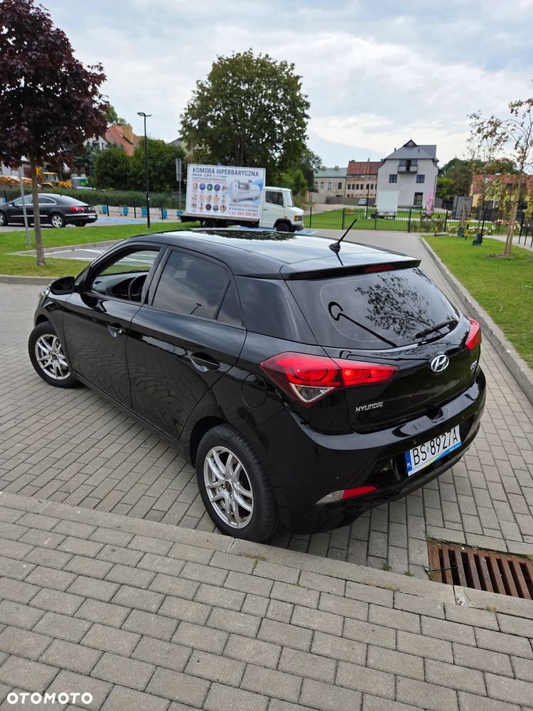 Hyundai i20 1.4 CRDI Elegant - 3