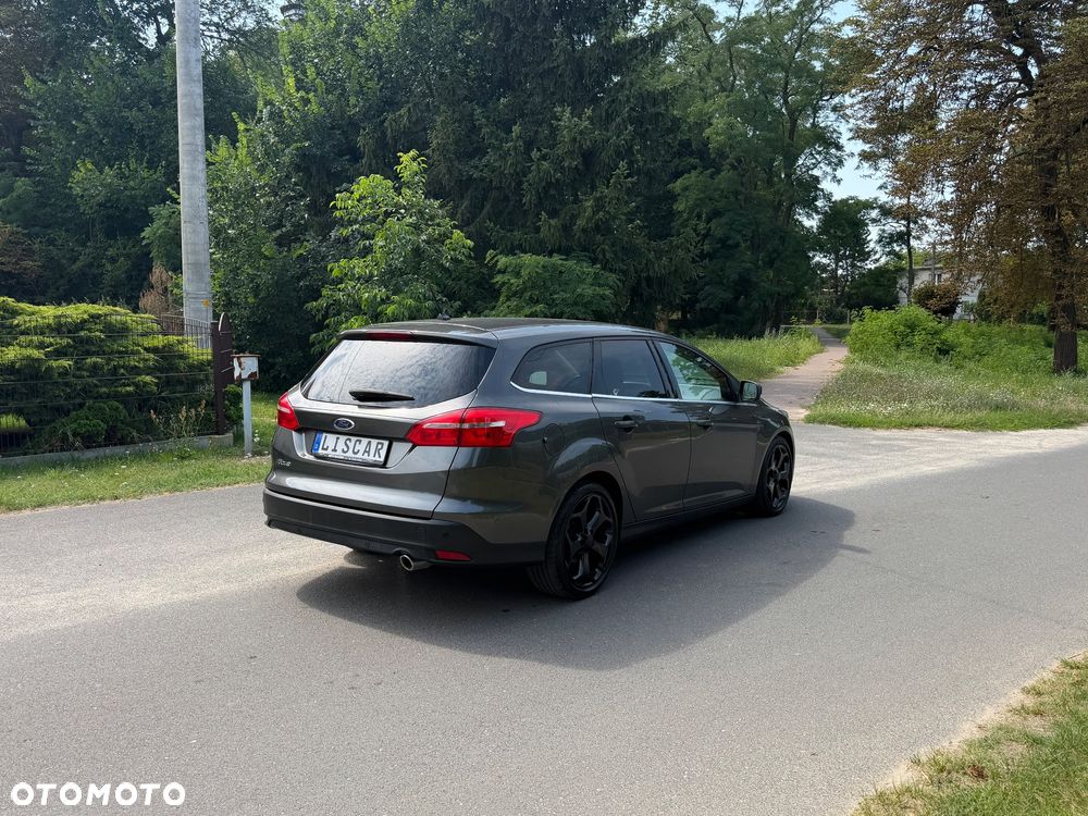 Ford Focus 2.0 TDCi DPF Start-Stopp-System Titanium - 4