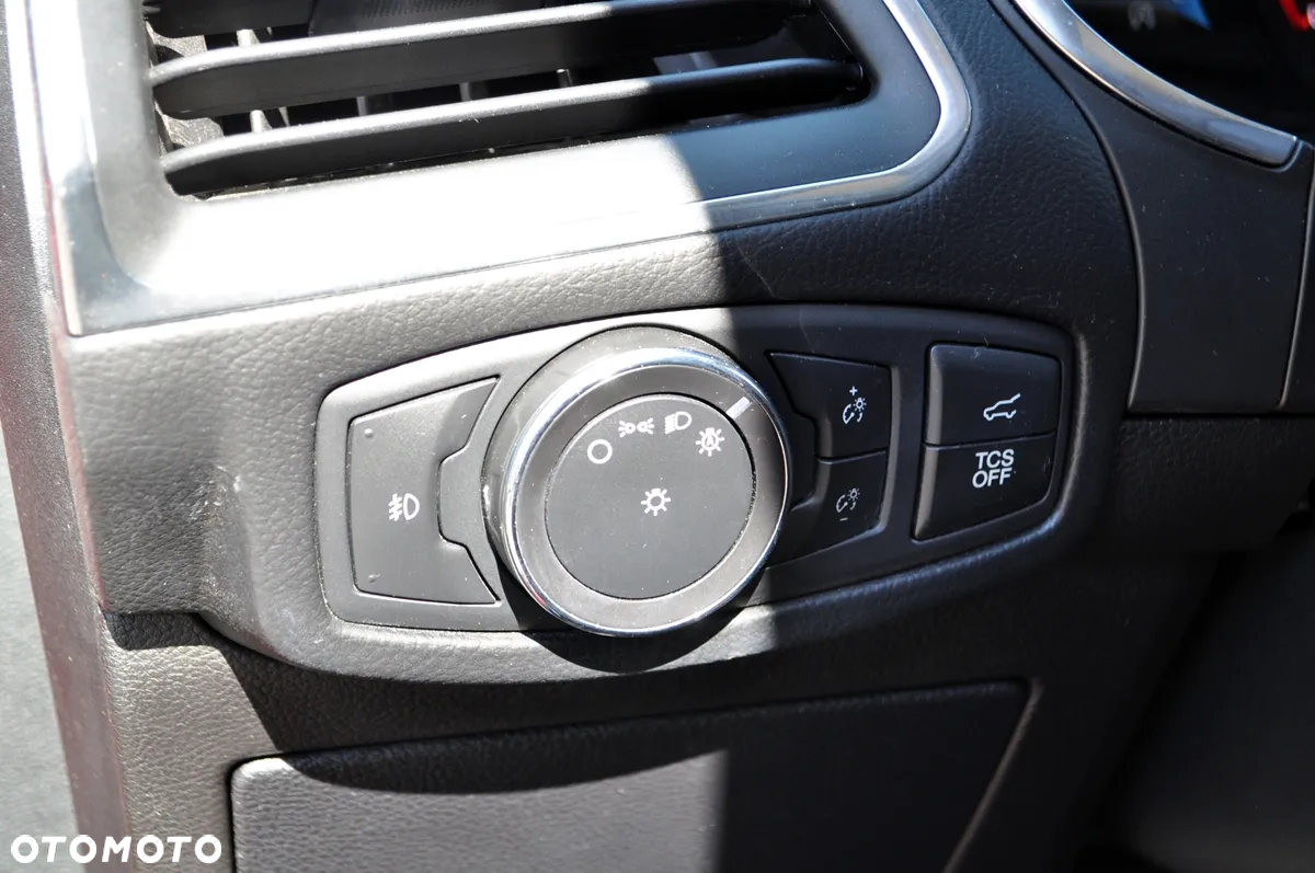 Ford Edge - 18