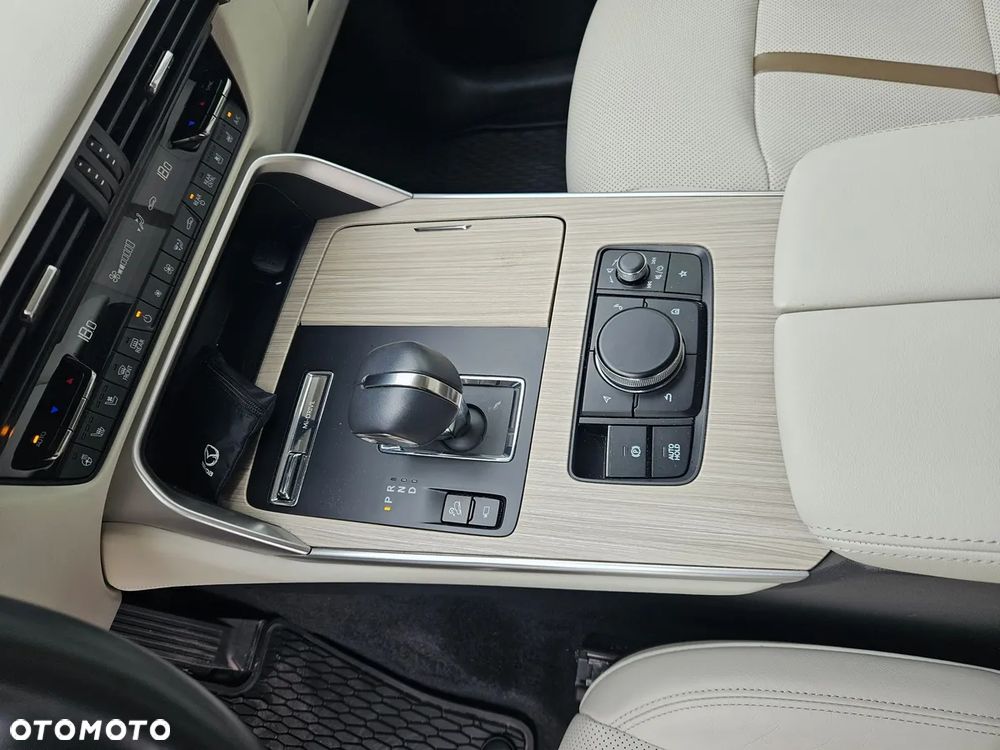 Mazda CX-90 - 13