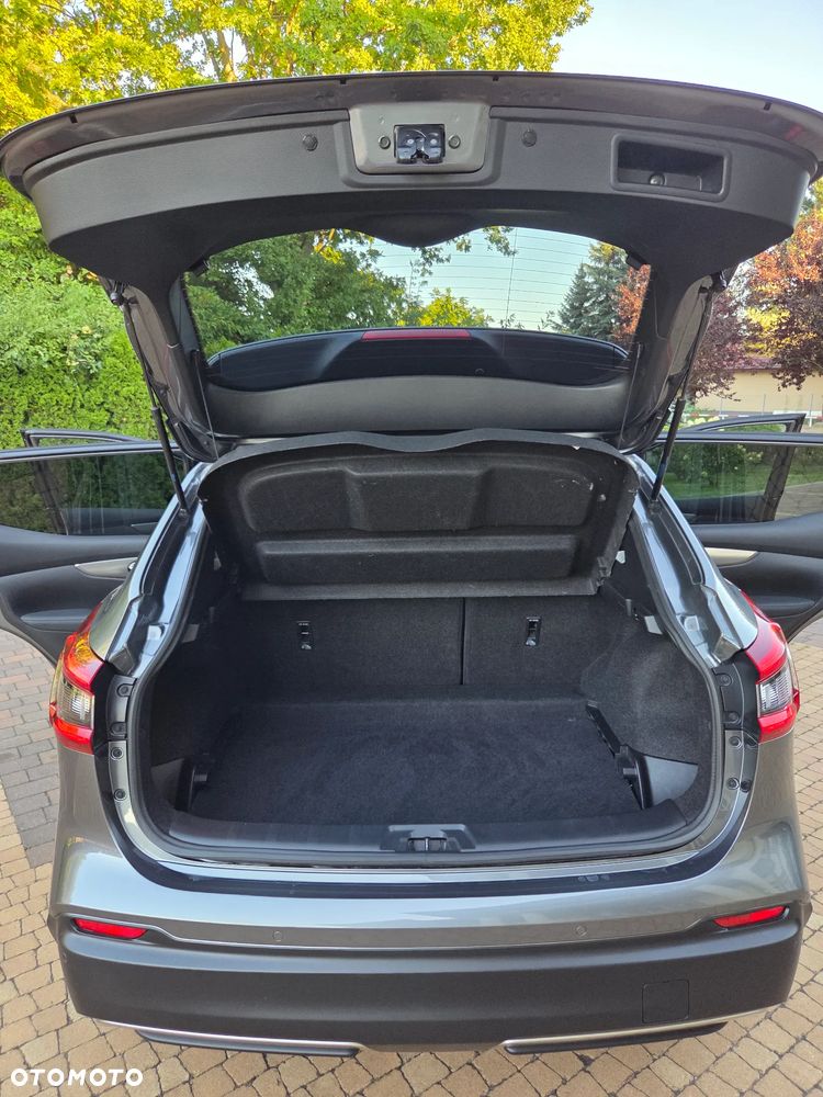 Nissan Qashqai 1.6 DCi Tekna Xtronic - 22