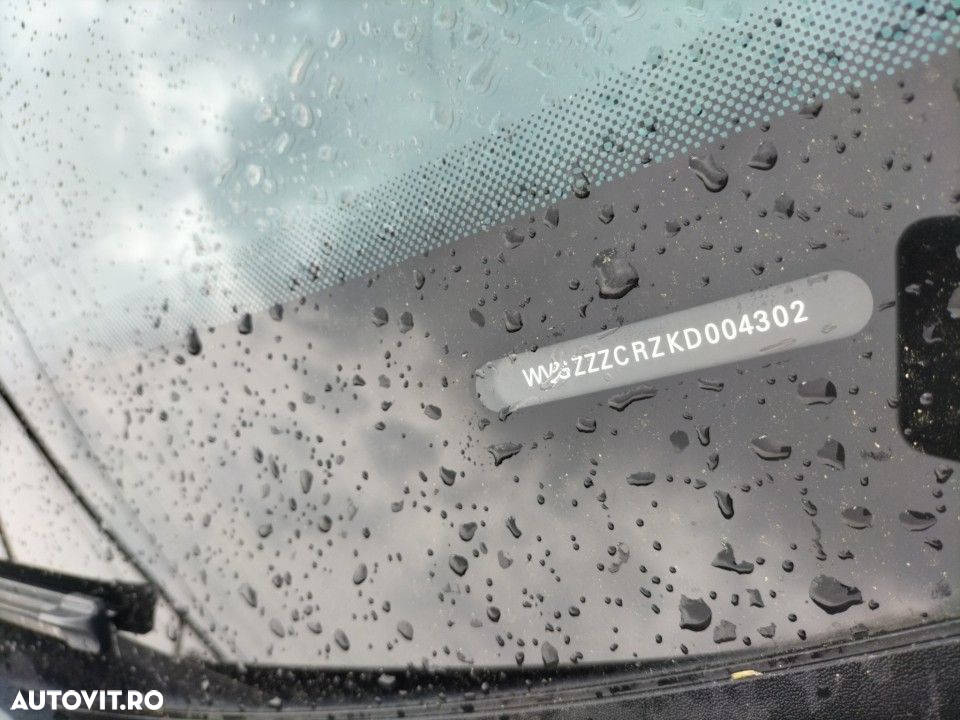 Volkswagen Touareg - 19