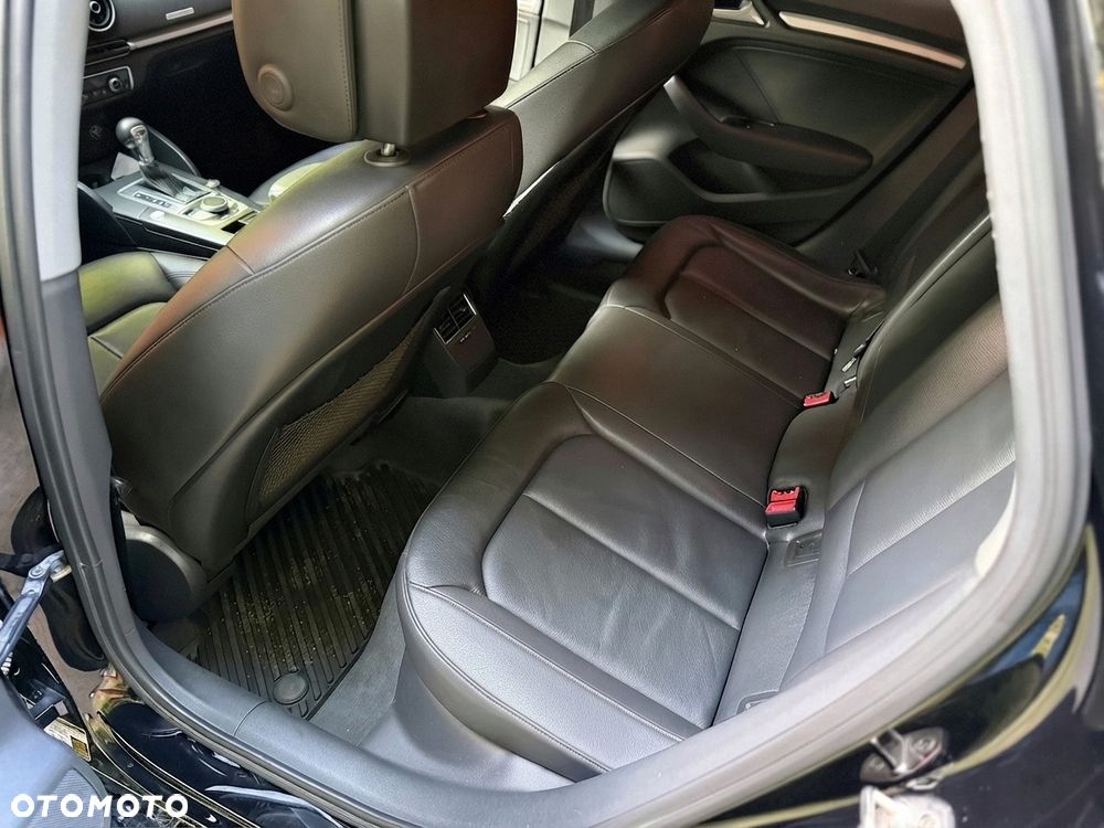 Audi A3 Limousine 40 TFSI Quattro S tronic - 9