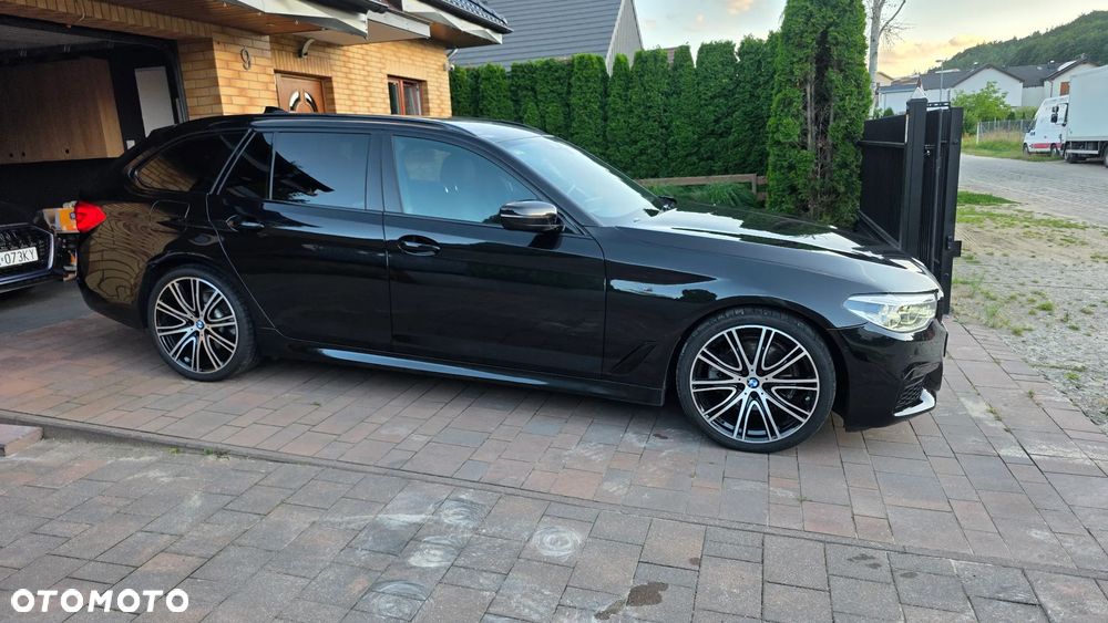 BMW Seria 5 520d xDrive M Sport sport - 4