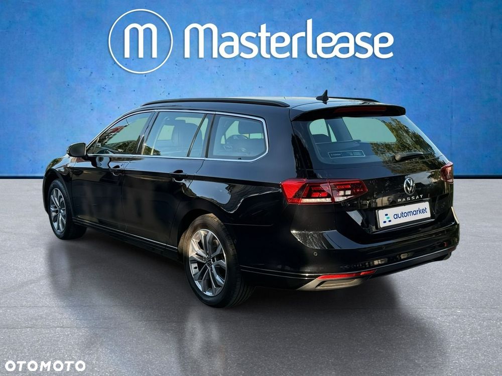 Volkswagen Passat - 8