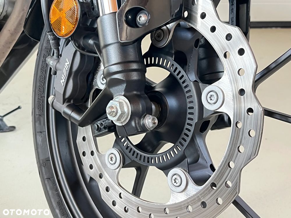 Honda CB - 17