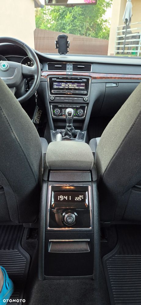 Skoda Superb 1.8 TSI Elegance - 27