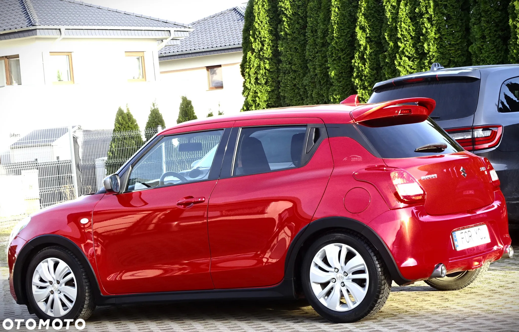 Suzuki Swift 1.2 Premium Plus - 9