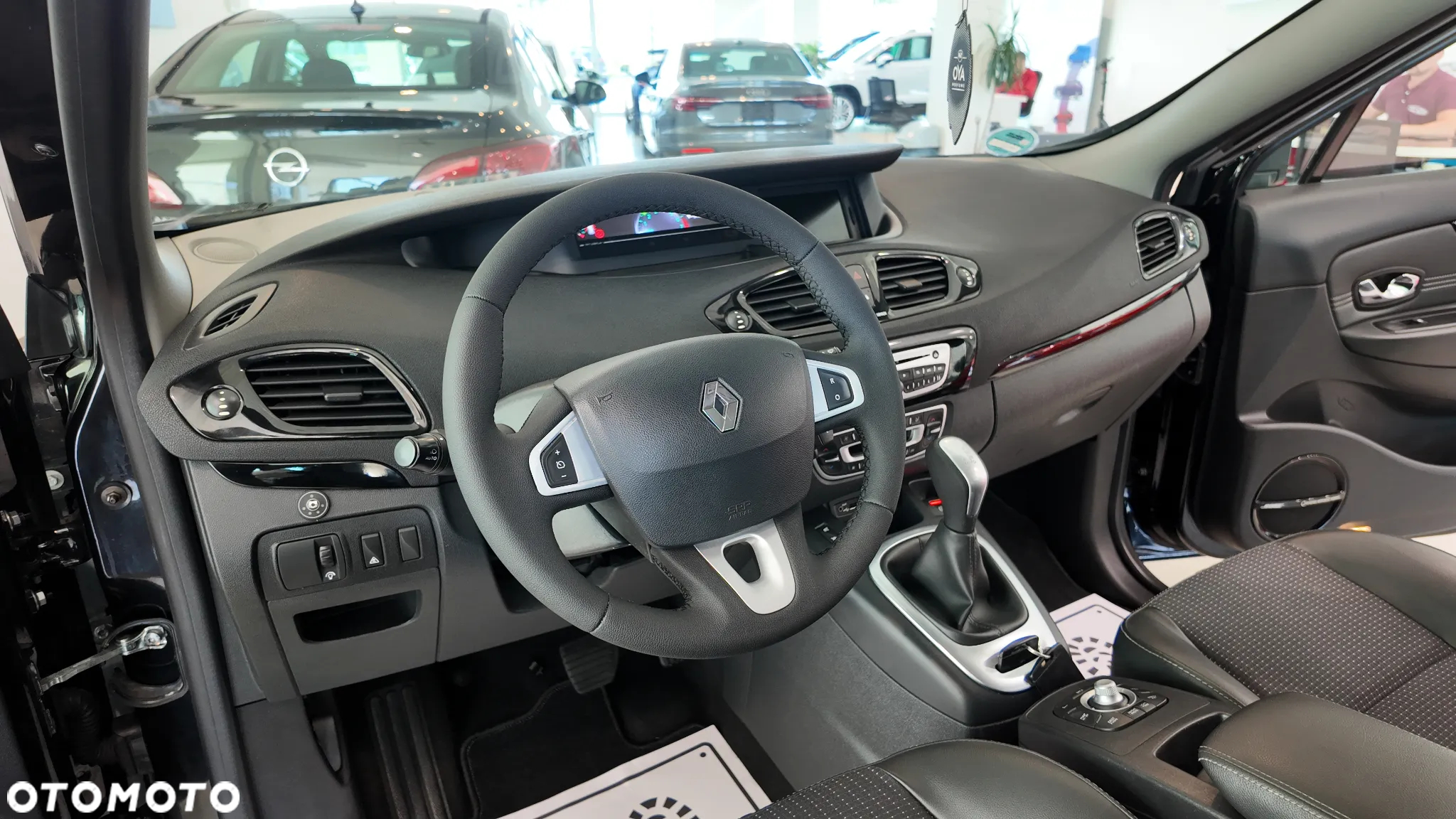 Renault Scenic 2.0 16V 140 CVT Bose Edition - 23