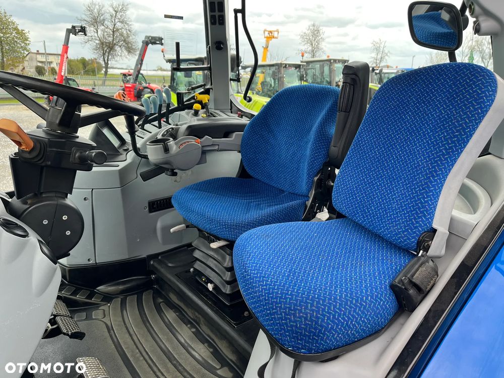 New Holland T 6090 - 12