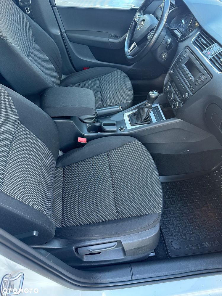 Audi A6 Allroad - 16