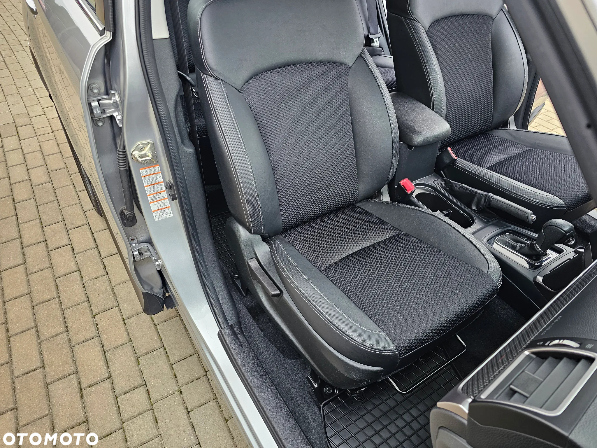 Subaru Forester 2.0 i Exclusive Lineartronic - 12