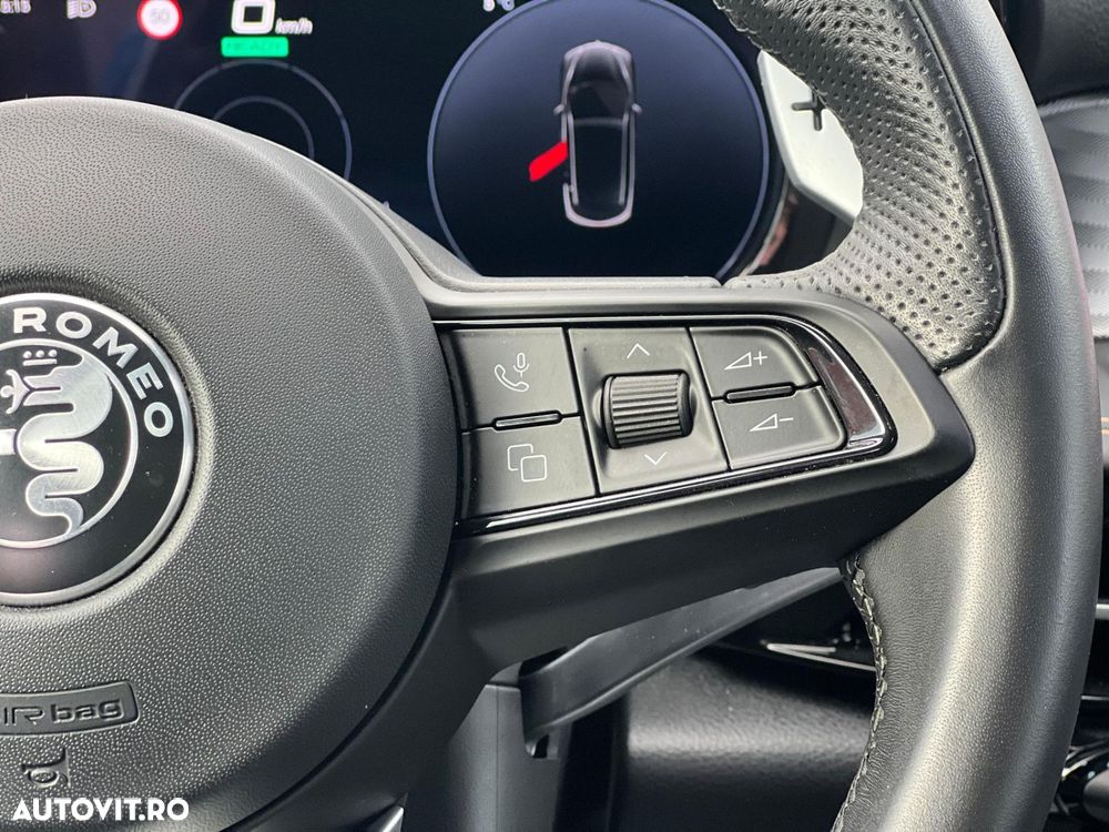 Alfa Romeo Tonale 1.5 FWD AT MHEV TI - 18