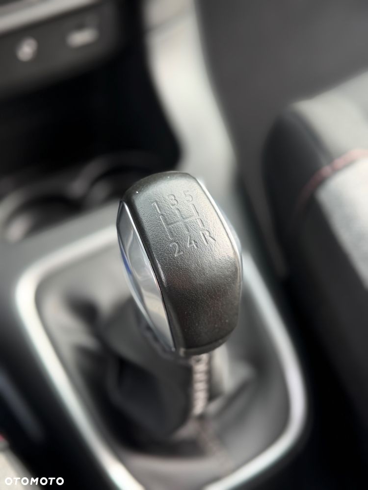 Citroën C3 Pure Tech 82 ELLE - 19