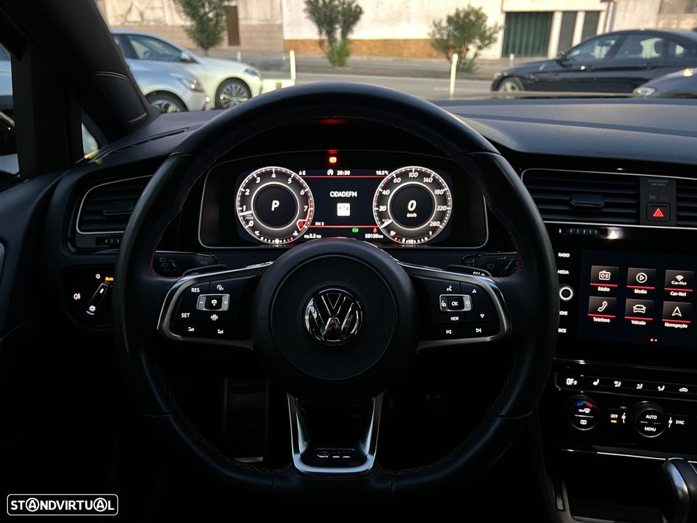 VW Golf 2.0 TSI GTI DSG Performance - 17