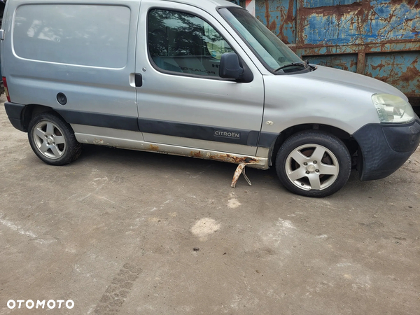 Części- Citroen berlingo  Pojemność: 1868 Moc: 51kW Rok: 2006  Diesel