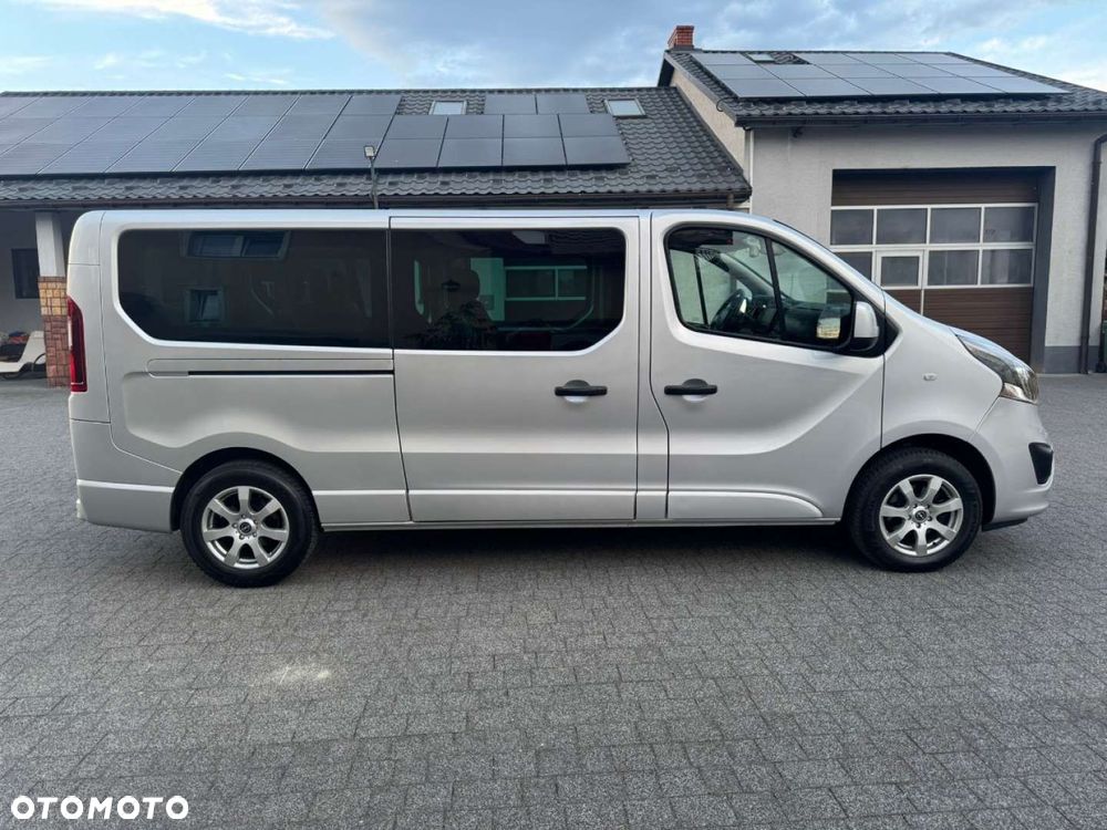 Opel Vivaro - 11