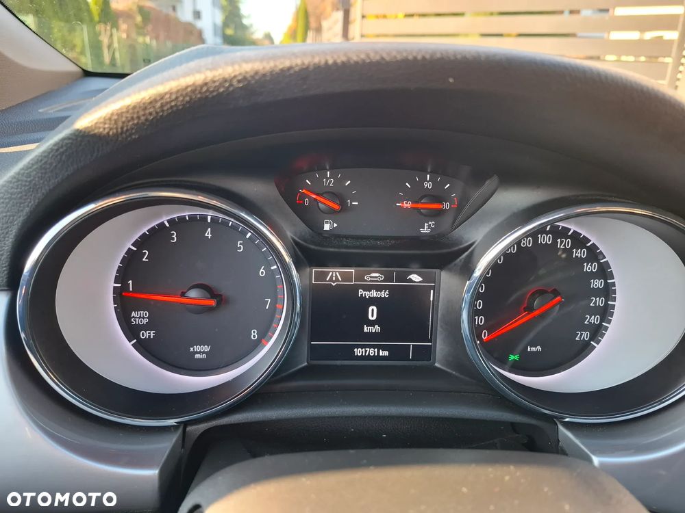 Opel Astra V 1.2 T GS Line S&S - 19