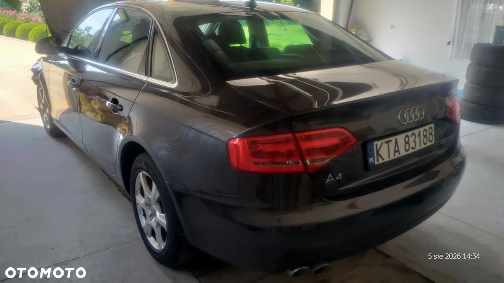 Audi A4 Limousine - 1