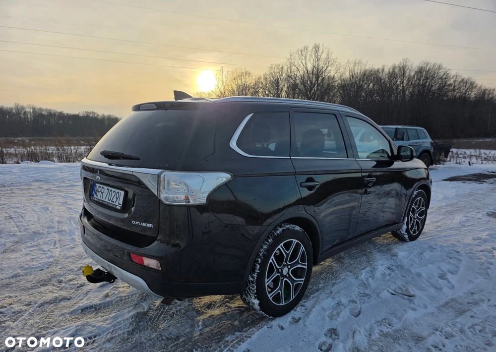 Mitsubishi Outlander 2.2 DID Instyle Navi - 5