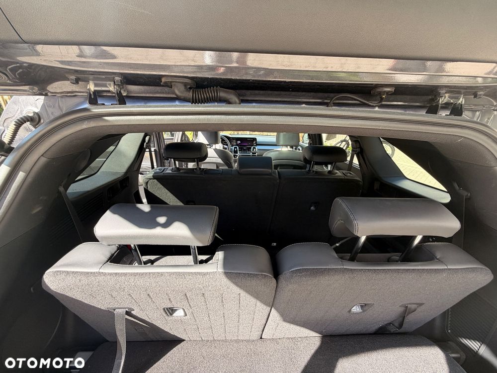 Kia Sorento - 12