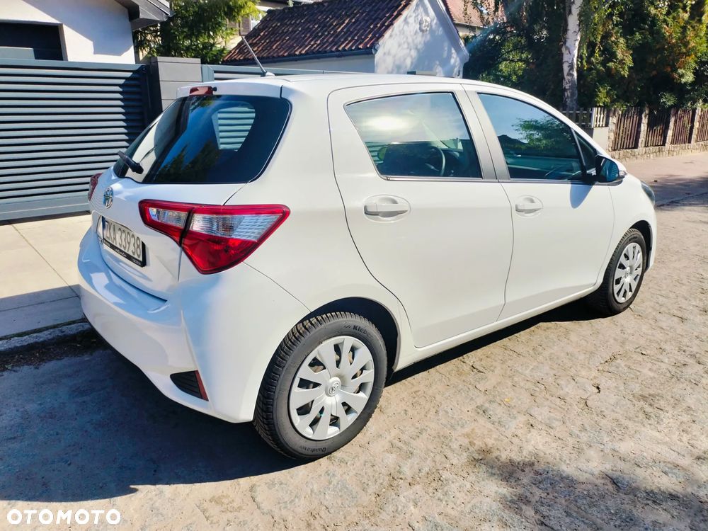 Toyota Yaris - 4