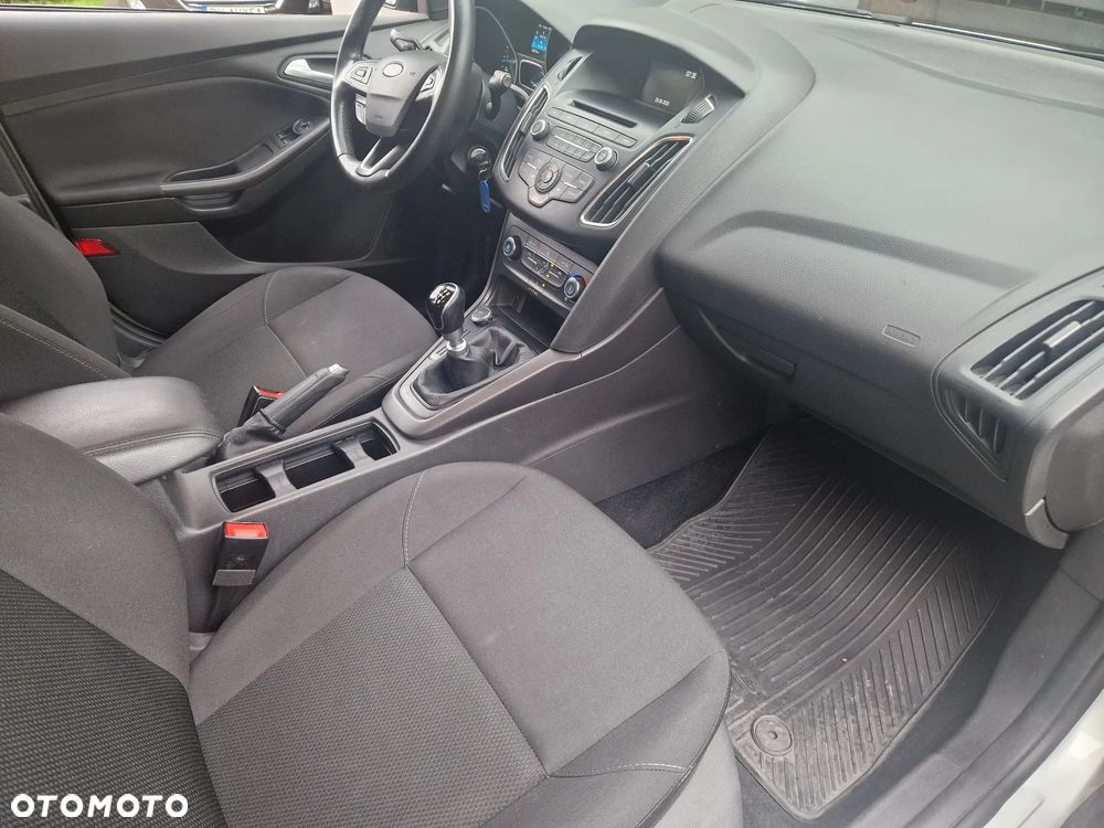Ford Focus 1.5 TDCi Gold X - 19