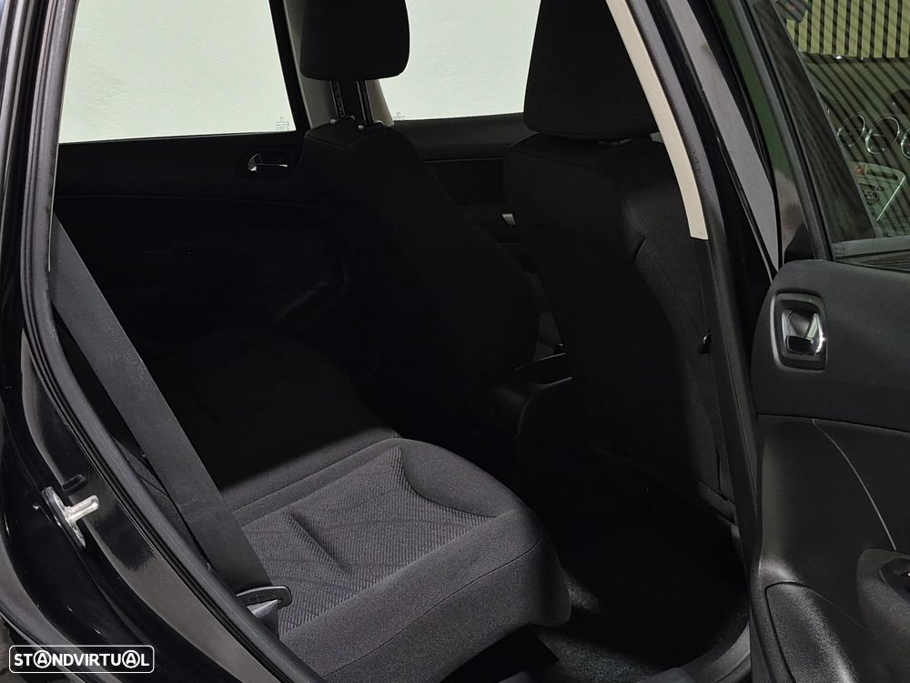 Peugeot 308 SW 1.4 16V Premium - 24