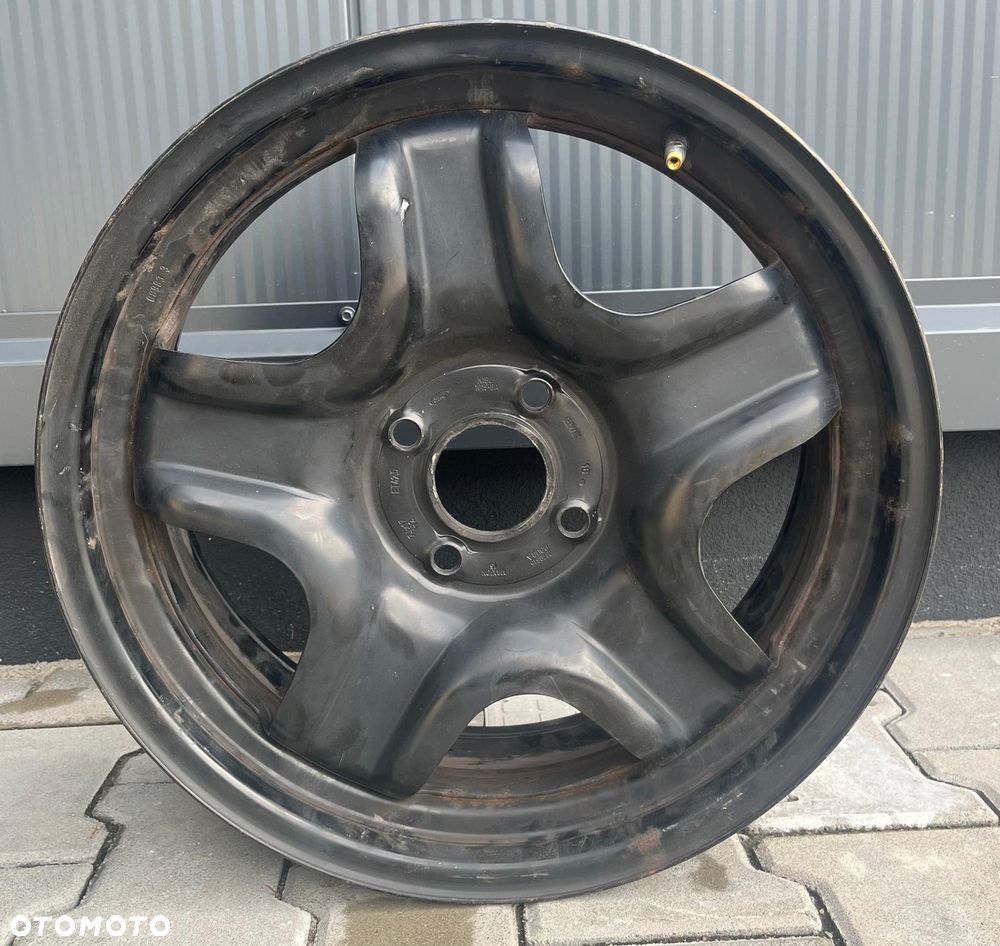 Felga Stalowa 7x17  ET42,5 4x108 63,3 używana Nr Kat. F17 - 1
