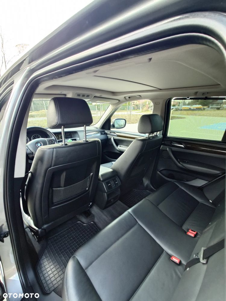 BMW X3 xDrive28i - 12