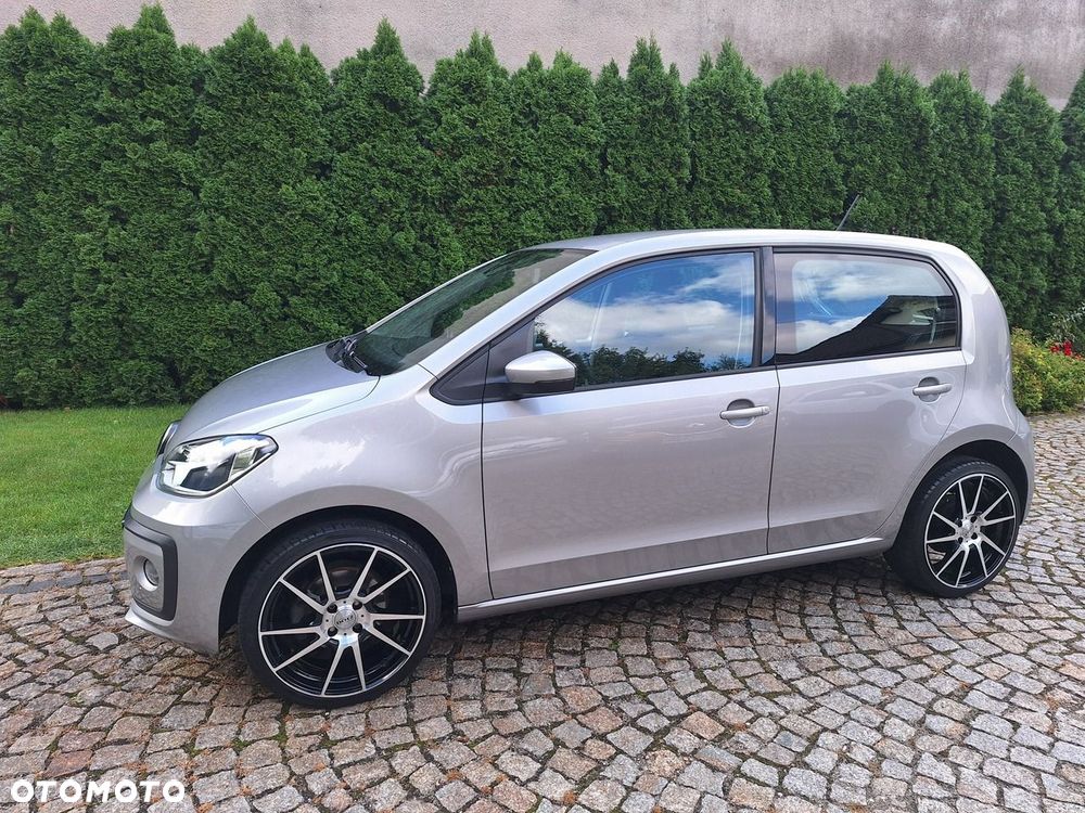Volkswagen up! (BlueMotion Technology) move - 30
