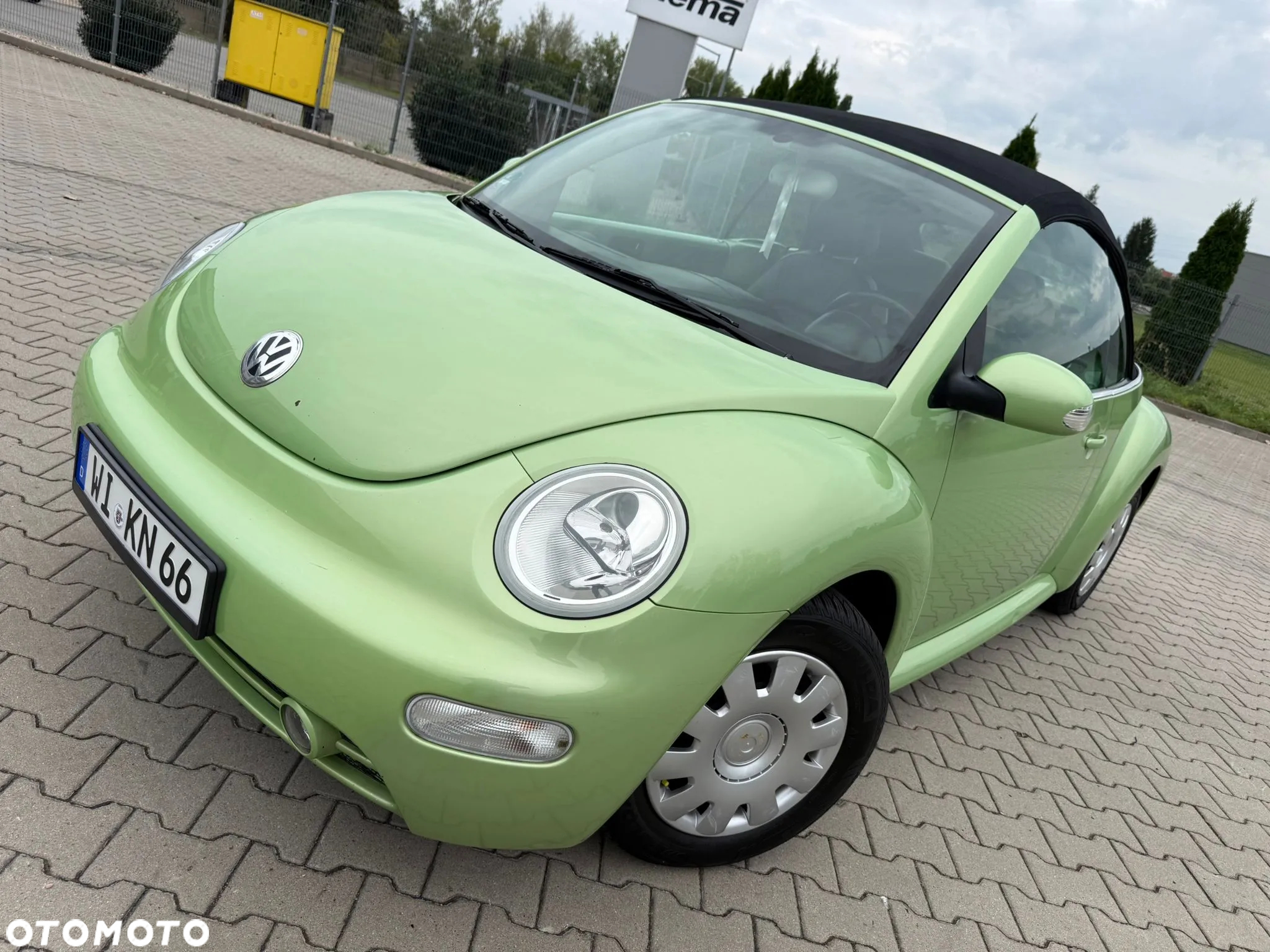 Volkswagen New Beetle Cabriolet 2.0 United - 15