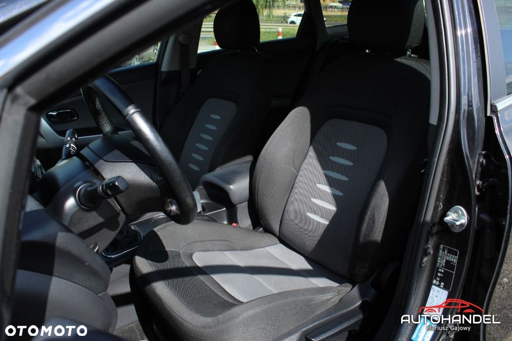 Kia Ceed - 7