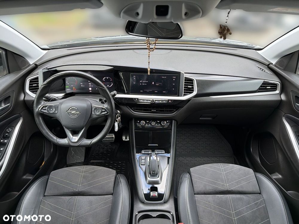 Opel Grandland 1.2 T GS Line S&S - 9
