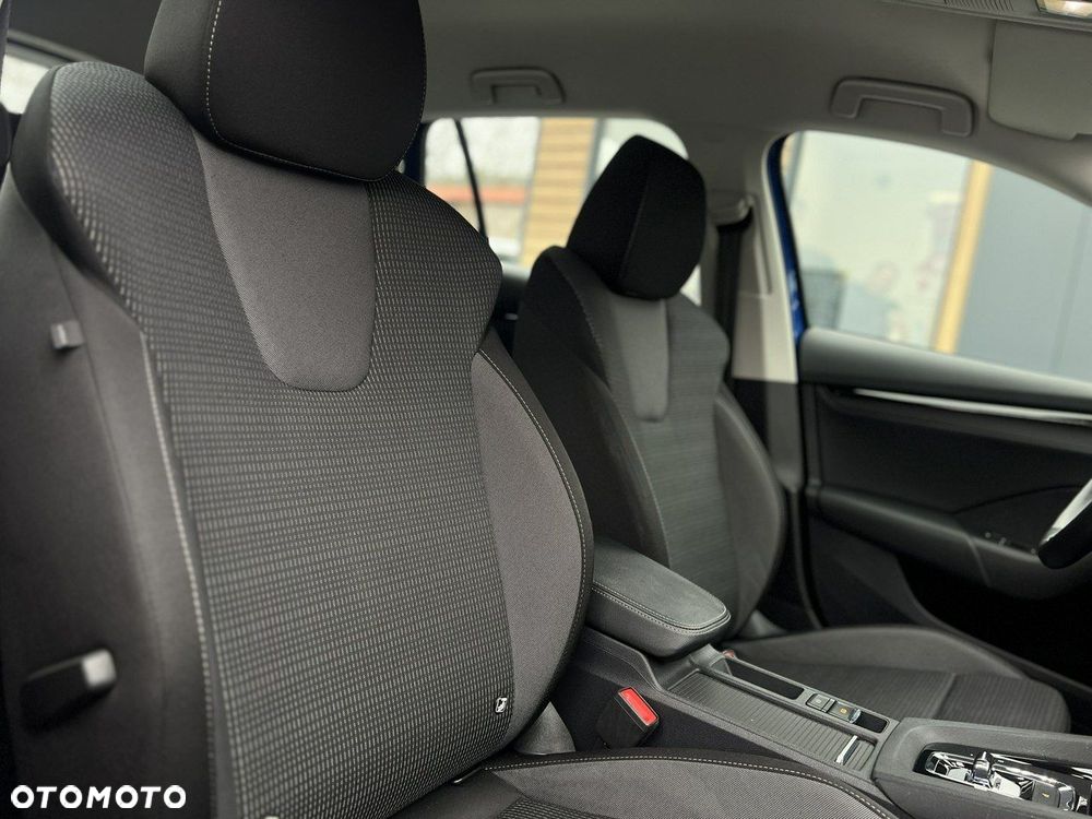 Skoda Octavia 1.0 TSI e-Tec Ambition DSG - 25