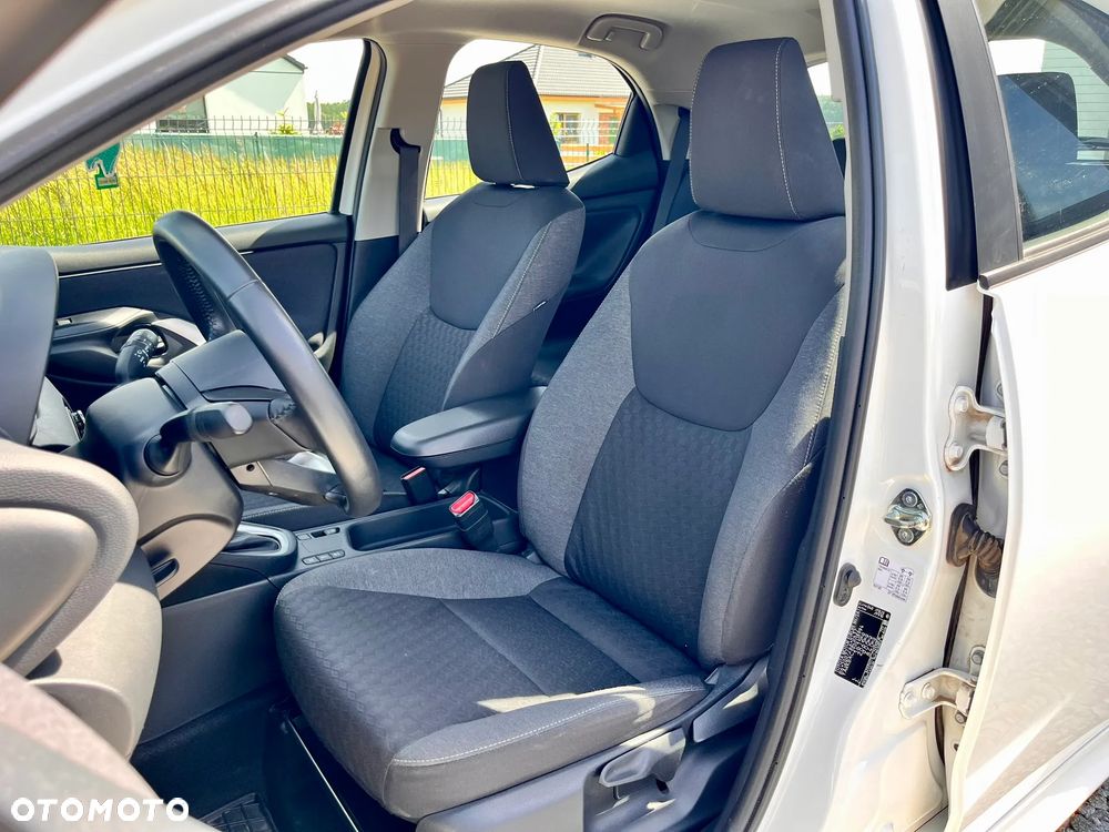 Toyota Yaris - 10