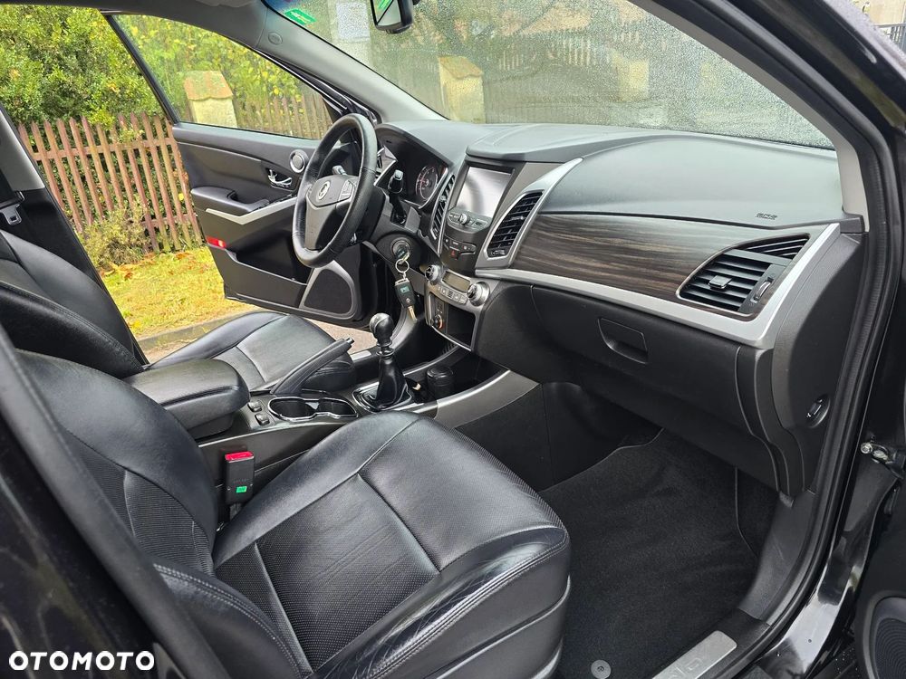 SsangYong/KGM Korando 2.2 e-XDi 220 4WD Sapphire - 18