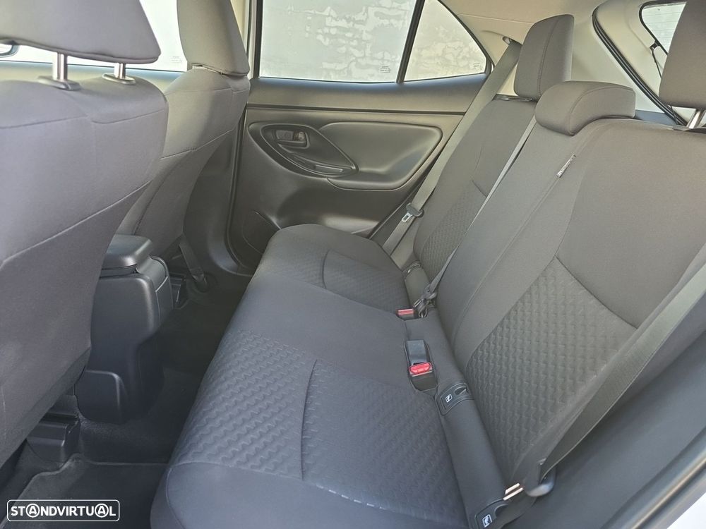 Toyota Yaris Cross 1.5 HDF Comfort Plus - 14