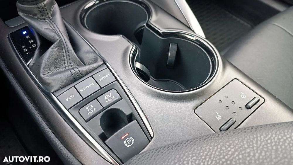 Toyota Camry 2.5 Hybrid Exclusive - 20