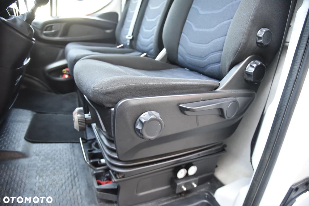 Iveco DAILY 35C15 - 11