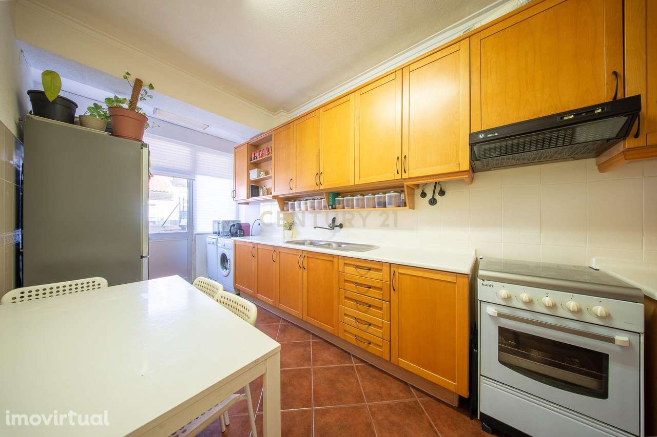 T3 com Terraço na Ramada — Exposição Nascente/Poente e Terraço Privati - Grande imagem: 2/42