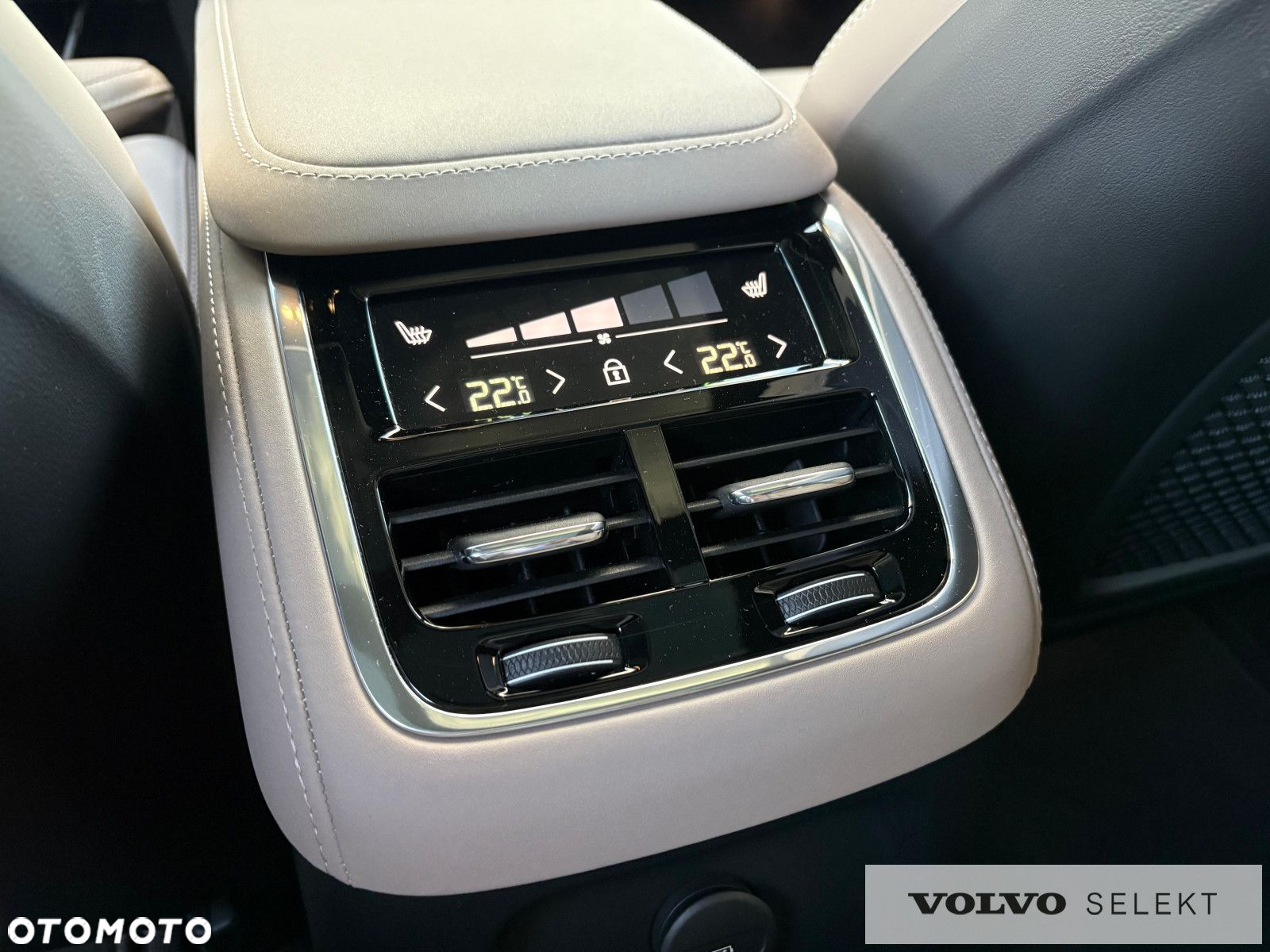Volvo XC 90 - 38